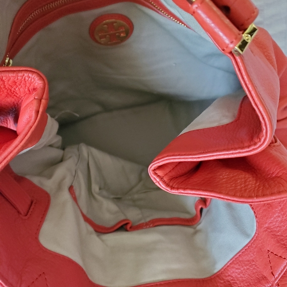 Tory burch amanda tote - Picture 9 of 16